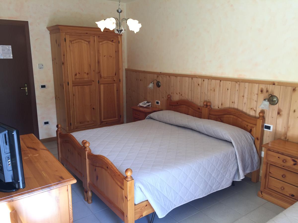 Al Garibaldino Hotel Posina Bagian luar foto